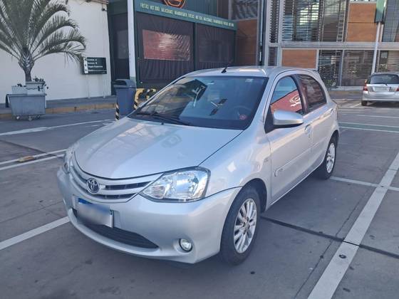 TOYOTA ETIOS 1.5 XLS 16V FLEX 4P MANUAL TOYOTA ETIOS 1.5 XLS 16V FLEX 4P MANUAL